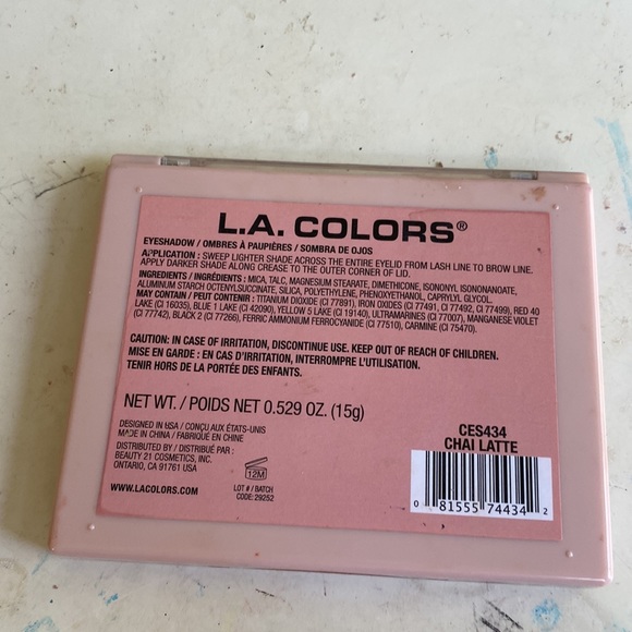 makeup - Picture 2 of 2